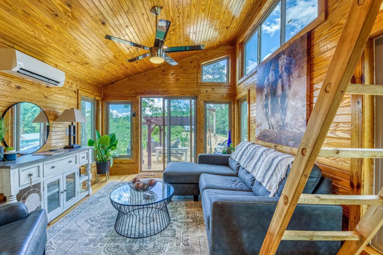 The Gemini-A Dreamy, Waterfront Tiny Cabin Rogersville Extérieur photo